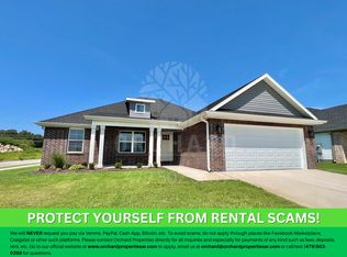 1801 E Hudson Dr, Siloam Springs, AR 72761