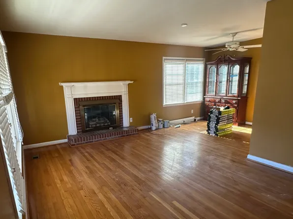 1510 Berkshire Rd, Fayetteville, NC 28304