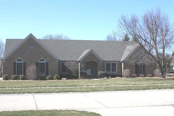 515 Fox Lake Dr photo 1