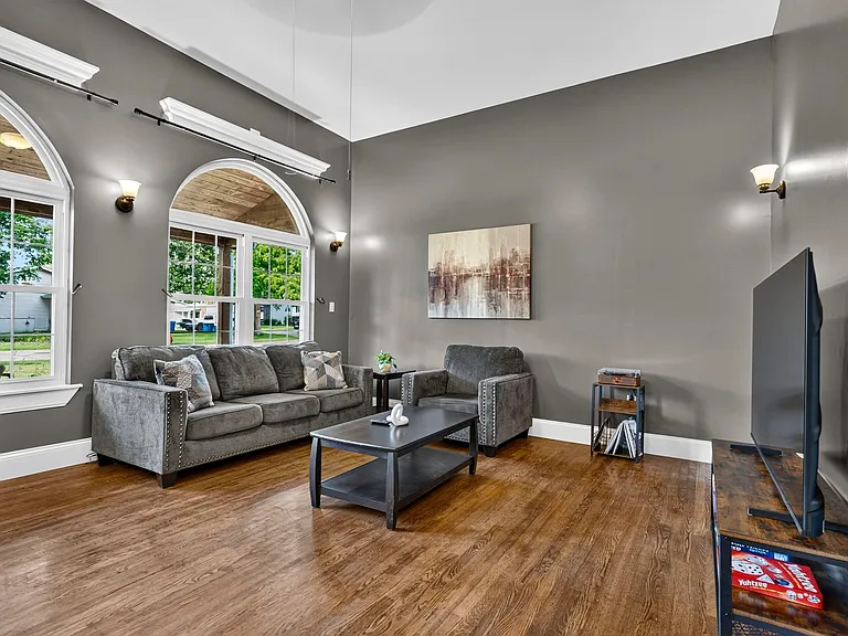 630 Lamplight Ln — Photo 11