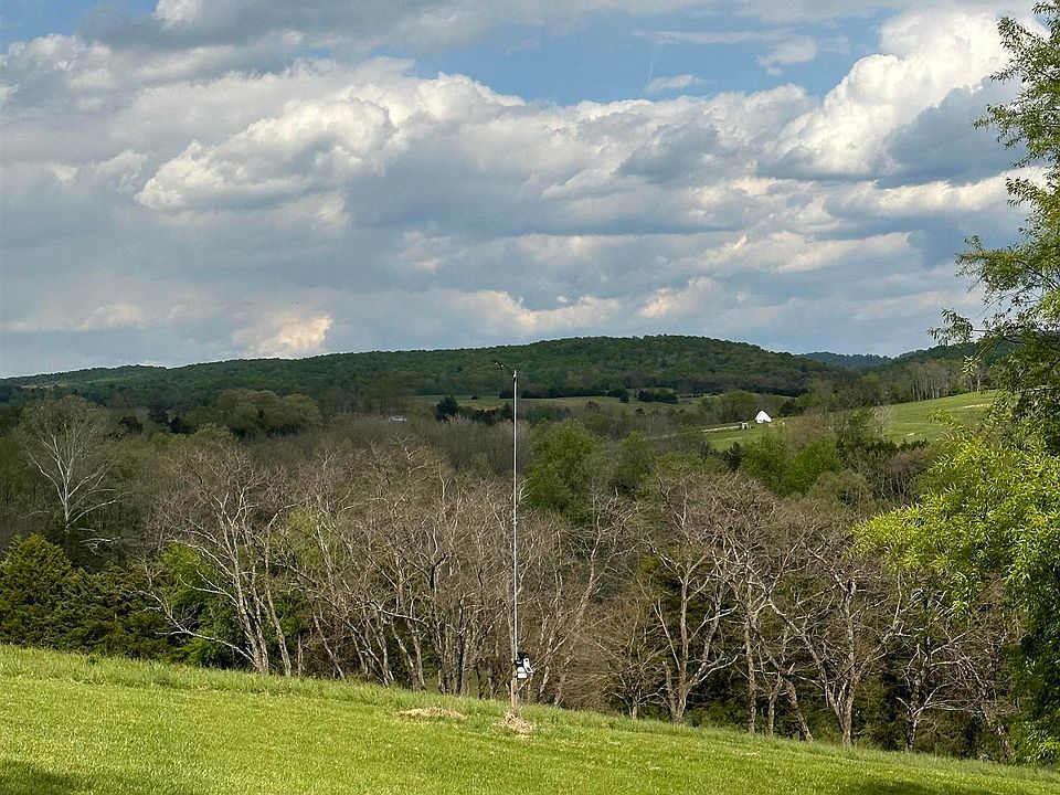 1st image of Lingonberry Ln