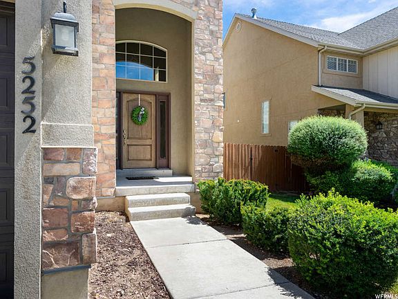 3rd image of 5252 N Fox Hollow Way