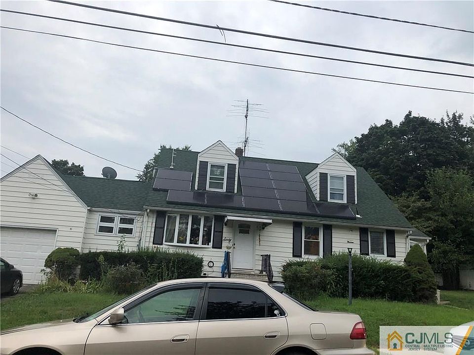2nd image of 60 Ambrose St