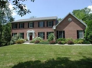 129 Sylvan Dr, Hollidaysburg, PA 16648