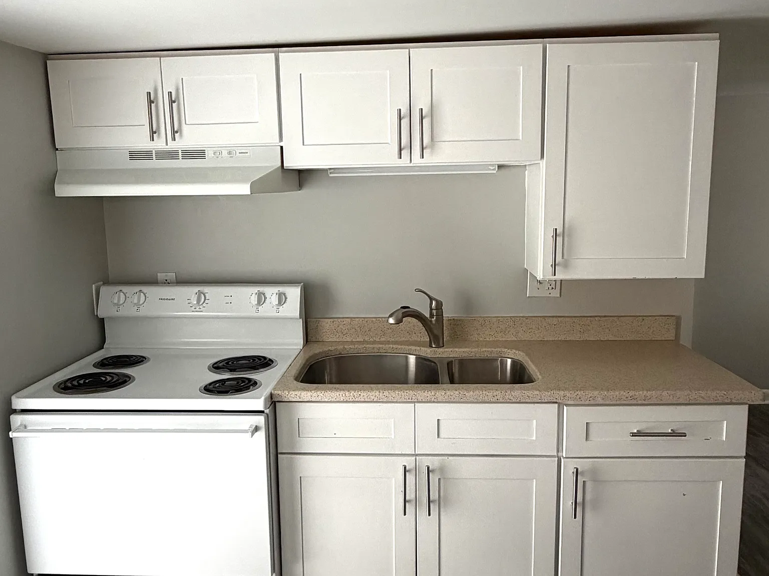 1 bed, $1,050 — Photo 2