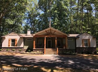 827 Clearwater Dr, Sanford, NC 27330