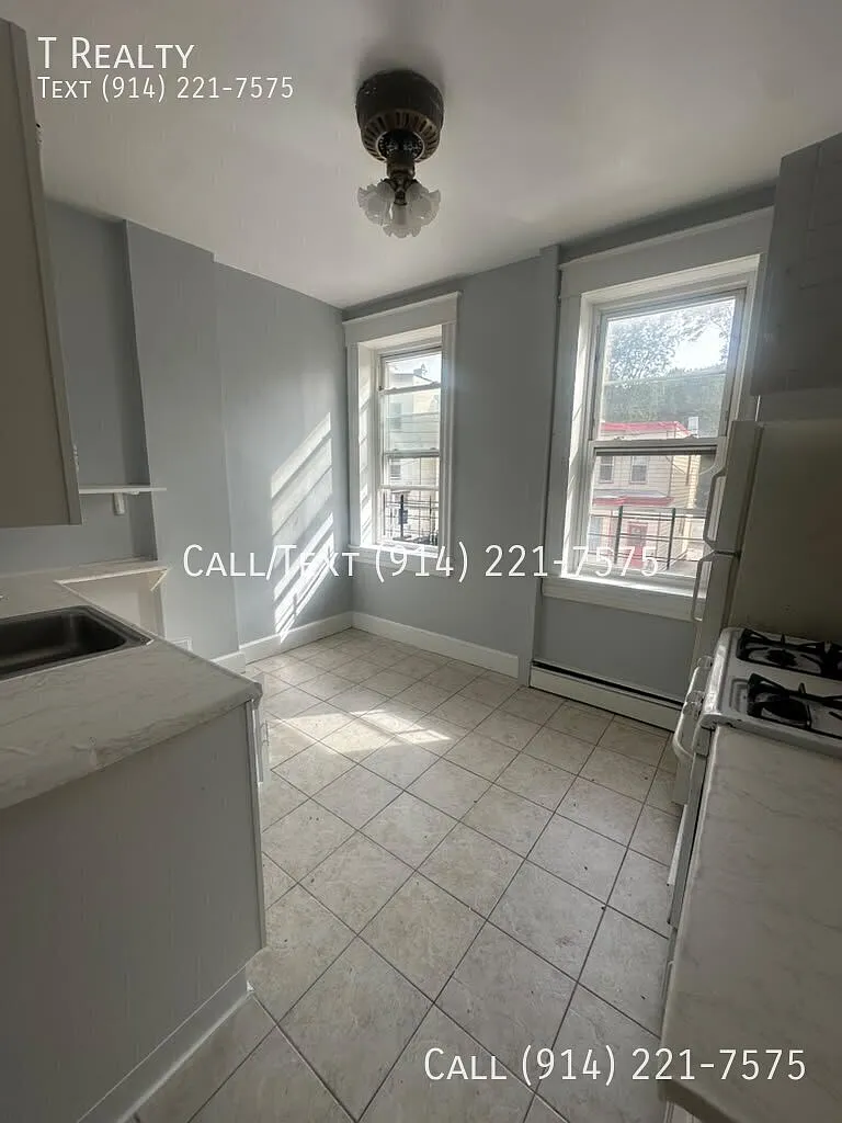 1 bed, $2,400 — Photo 3