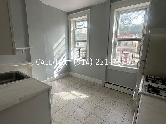 3rd image of 13 Porach St