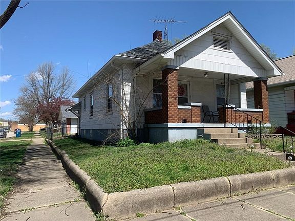 2nd image of 1200 Ash St