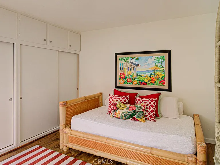 2090 Ronda Granada #C — Photo 18