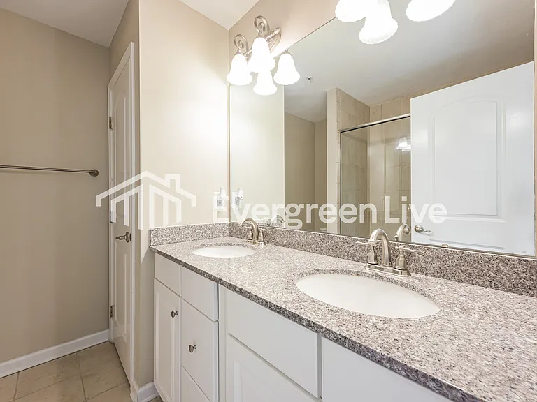 3126 Raintree Dr — Photo 10