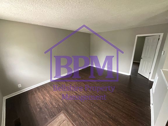 4th image of 4417 Central Valley Dr #0