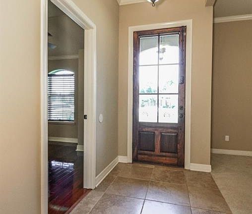 5th image of 293 Avondale Ln