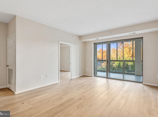 19355 Cypress Ridge Ter UNIT 304, Leesburg, VA 20176