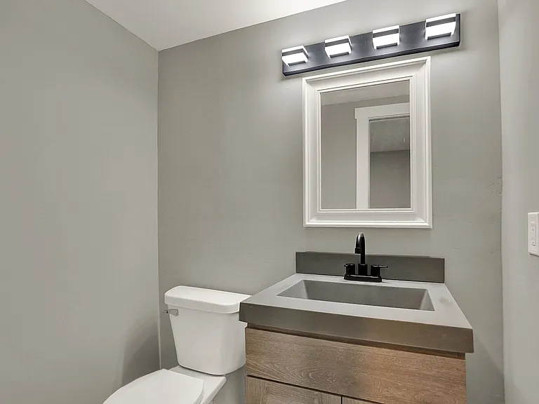 1117 E Naomi St #1119 — Photo 12