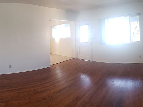 4th image of 4349-4355 Texas St #4355D