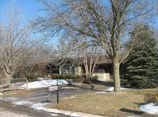 324 Greenwood Acres Dr, Dekalb, IL 60115