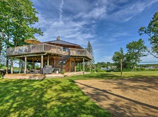 4501 Oak Pointe Dr, Brighton, MI