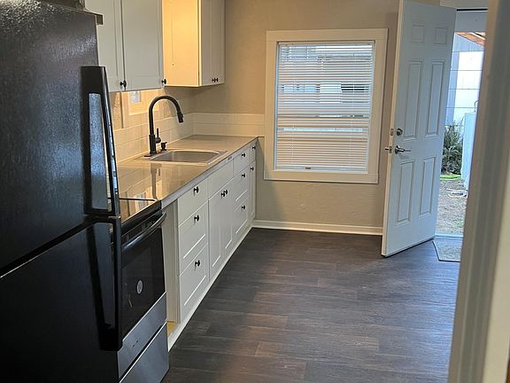 2nd image of 710 S 40th St #B