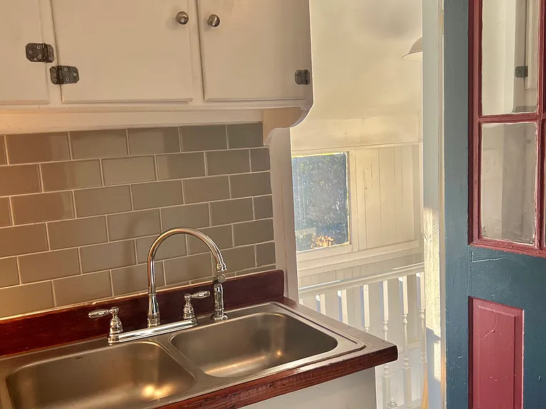 175 S Main St #C — Photo 15