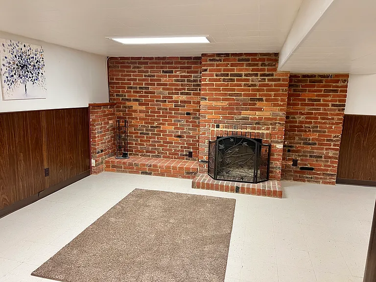 9815 Ridgely Ln — Photo 19