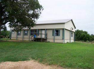 5505 Old McMahan Rd, Lockhart, TX 78644