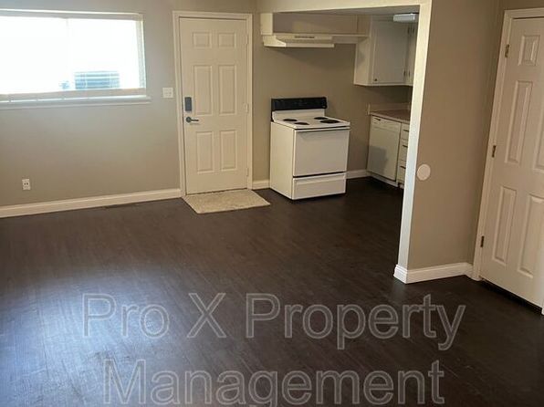 2929 E University St UNIT 11