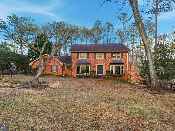 3rd image of 600 Branch Valley Ct