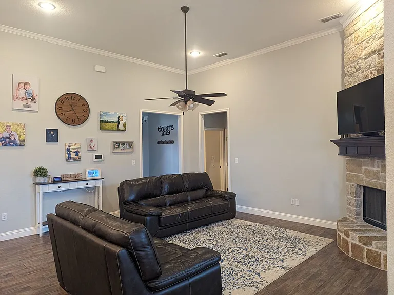 7217 Nocona Dr — Photo 3