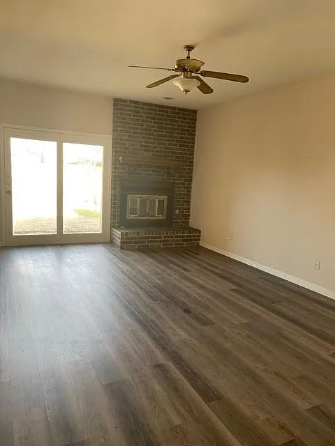 3 bed, 2.5 bath, 1633 sqft, $1,750 — Photo 3