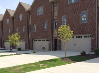 570 Chesnic Dr, Canonsburg, PA 15317