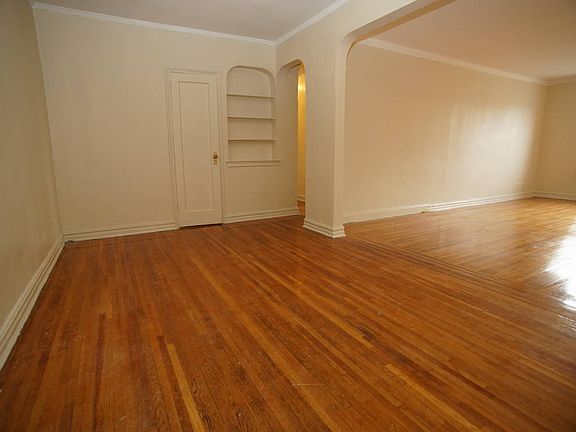 5th image of 1900 Avenue W APT 1G