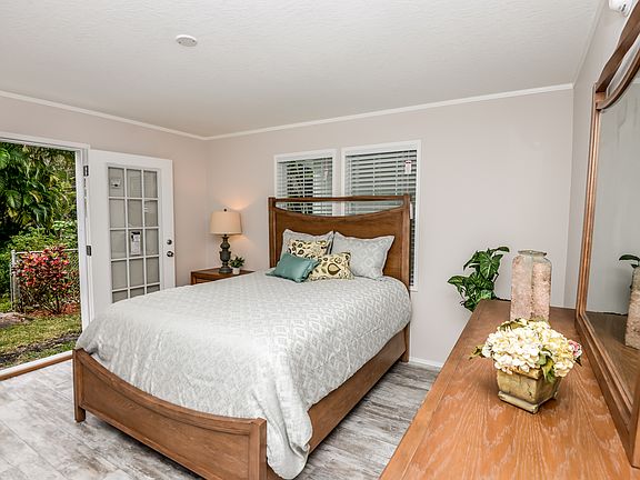 3rd image of 651 SW 117th Way #17-12
