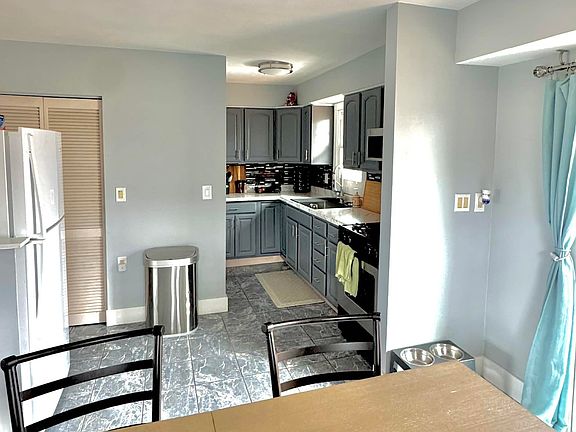 3rd image of 3303 W 79th Ave