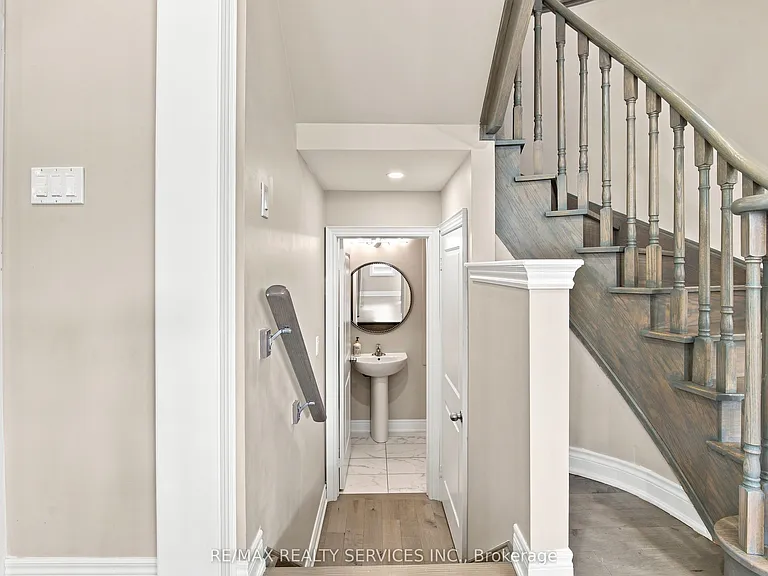 194 Coldwell Bay Cir — Photo 14