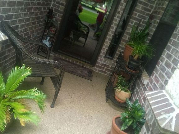 3rd image of 8741 S Monticello Cir