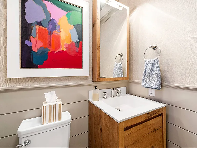 50 Hubbard Ln #32 — Photo 15