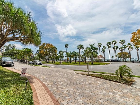 5th image of 707 S Gulfstream Ave Unit 203