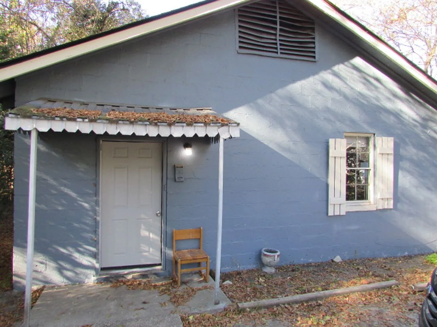 28 Burgess Ct — Photo 1