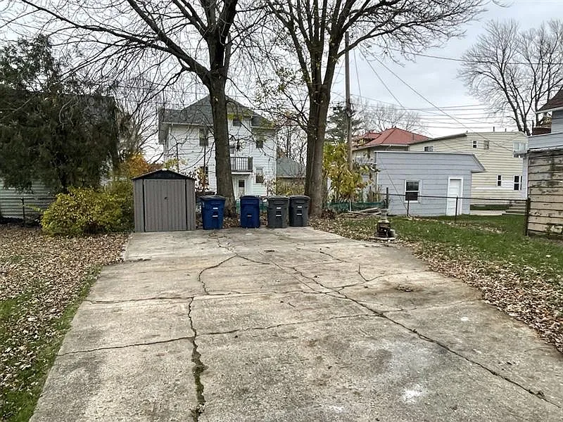 2 bed, 1000 sqft, $1,000 — Photo 3