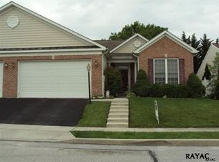 405 Chapelwood Dr, Hanover, PA 17331