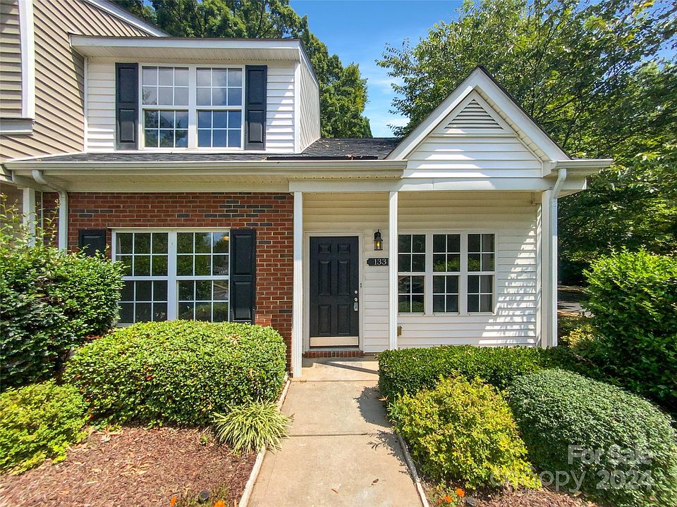 1st image of 133 Summerwood Dr