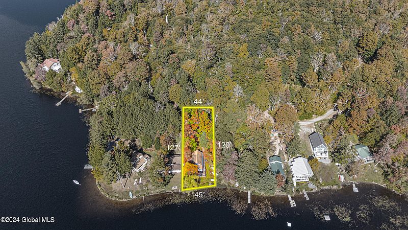 4th image of 22 Forest Road