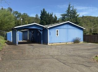 2032 NE Klamath Ave, Roseburg, OR 97470