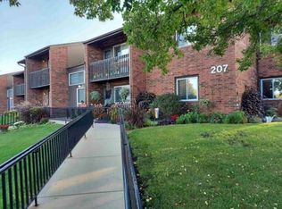 207 4th Ave APT 6, Monroe, WI 53566