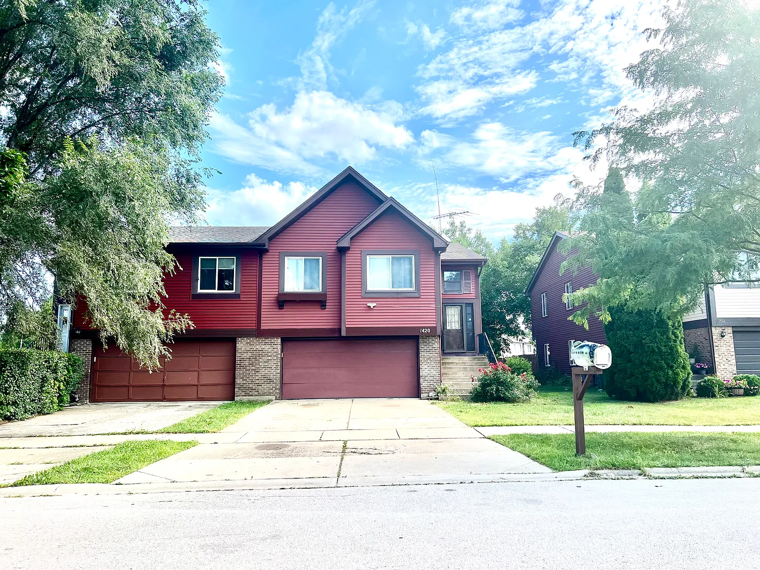 1420 Chippewa Trl photo 1