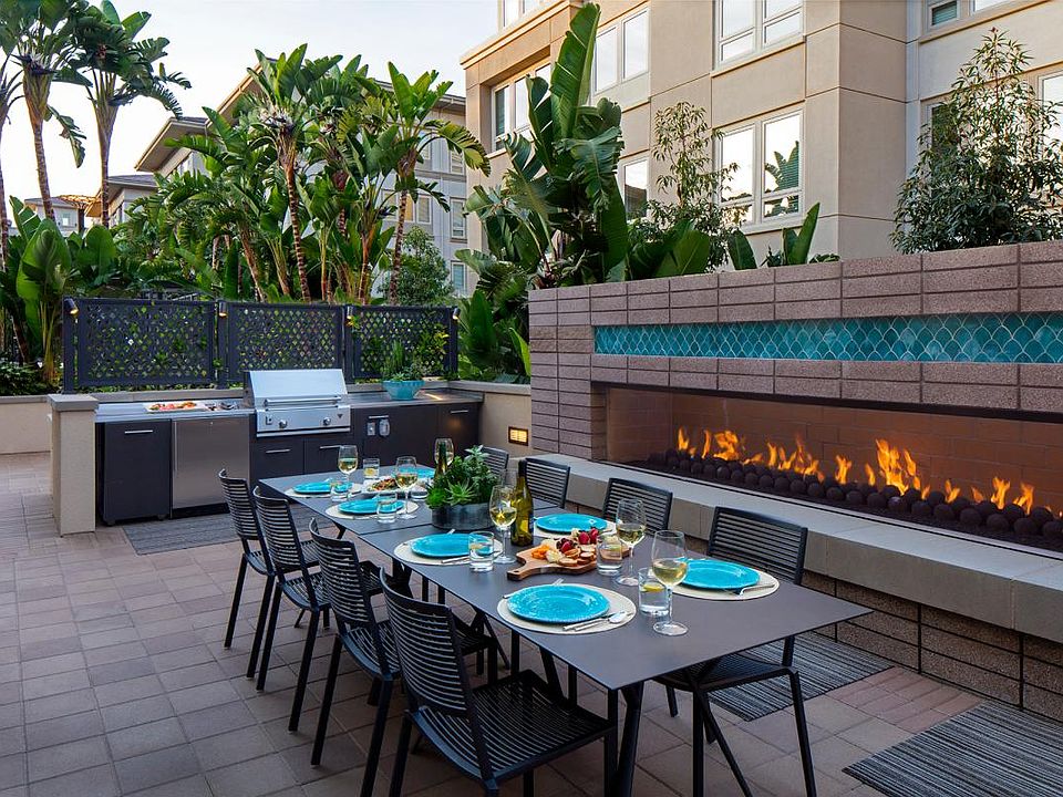 Villas at Playa Vista Sausalito 12411 W Fielding Cir Playa Vista