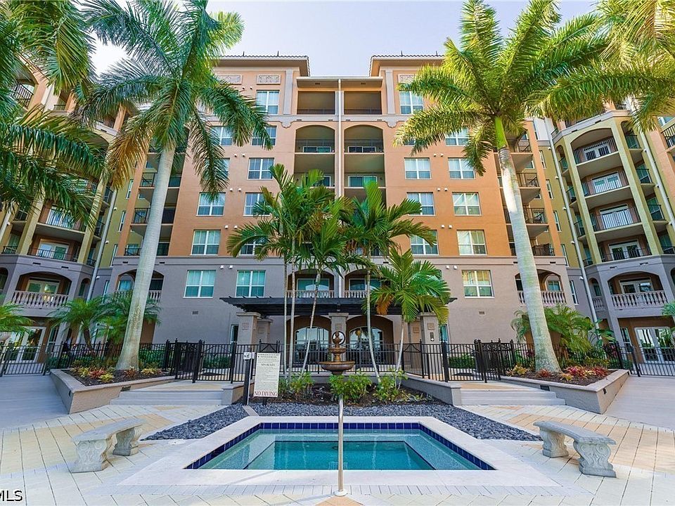 1st image of 2825 Palm Beach Blvd APT 213