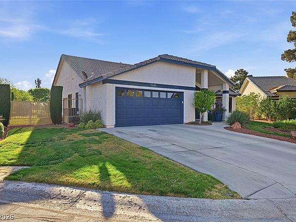 3rd image of 5548 Singing Hills Dr