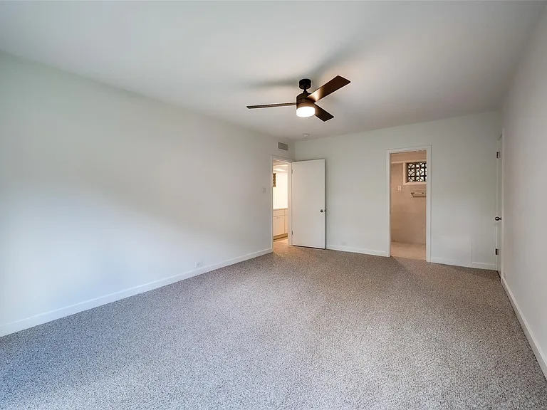 15 Saddlebrook Ln — Photo 33